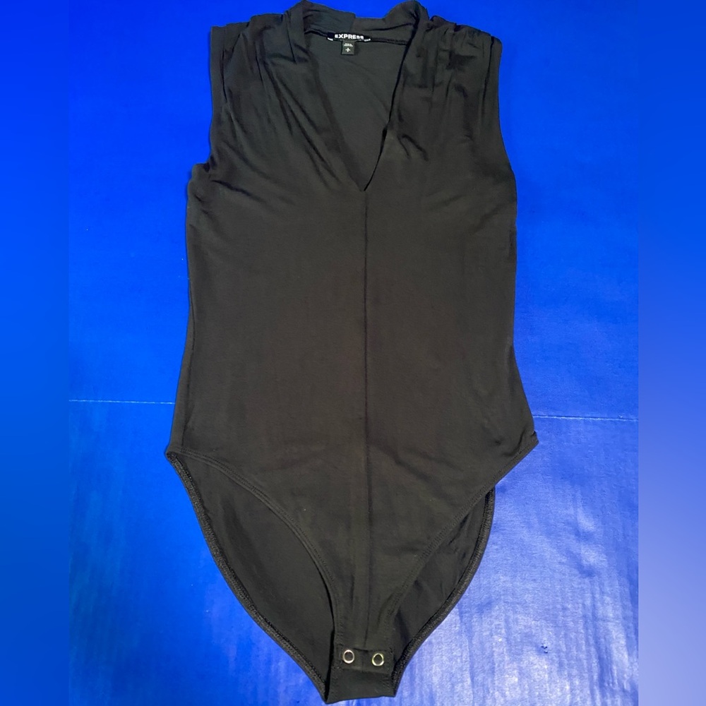 Express NWOT Classic Black Bodysuit Tank Top w/Stylish Front Size S/P